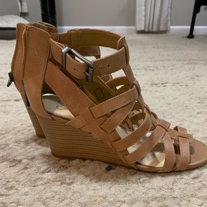 Jessica Simpson Wedges